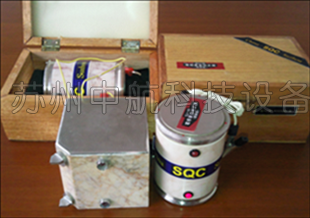 钼丝垂直校正仪